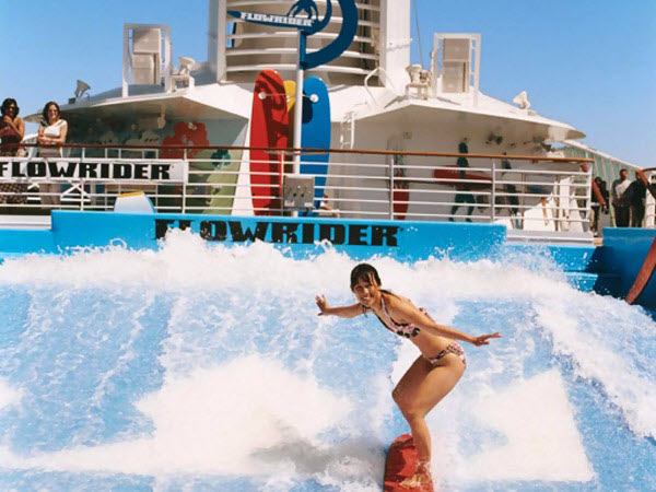 Independence of the Seas Flowrider